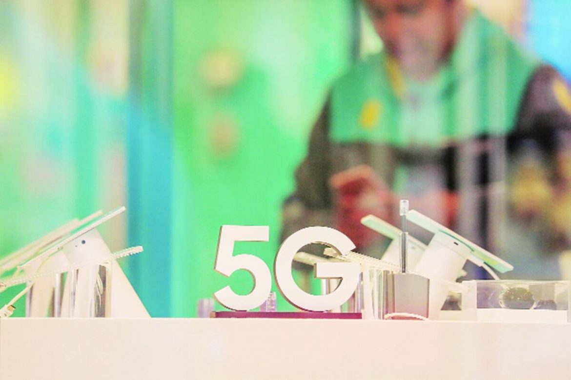 Govt aiming for 5G services launch by Aug 15 next year